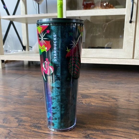 Starbucks Christmas 2023 Velvet Tumbler with Straw Topper - Picture 5 of 7